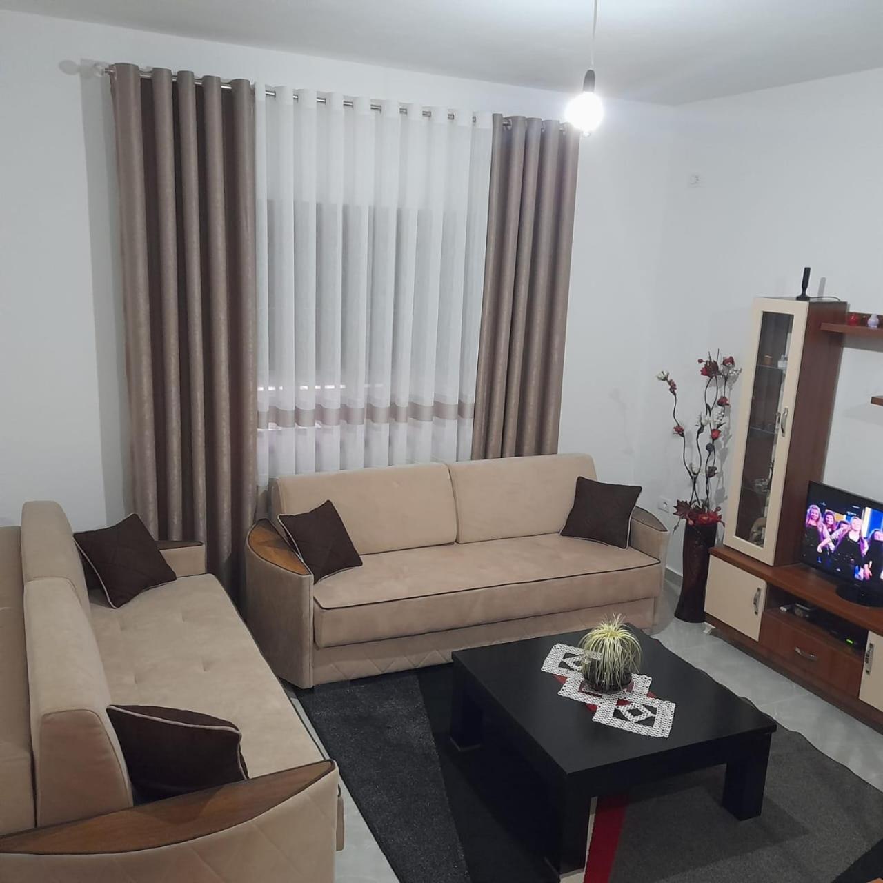 Villa Besart Berat Bagian luar foto