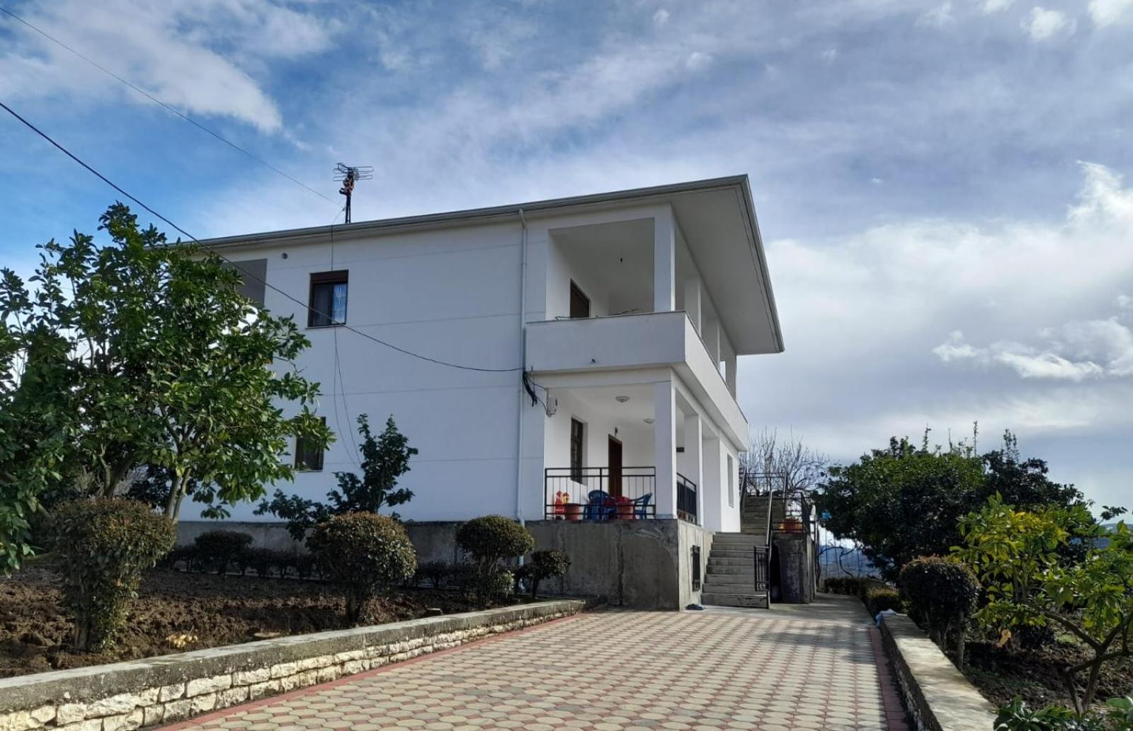 Villa Besart Berat Bagian luar foto